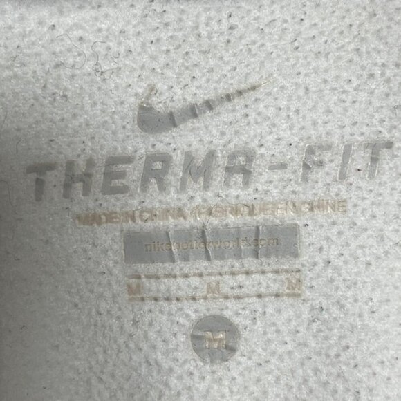 Nike Therma-Fit White Hoodie with Textured Swoosh Logo – Size M - Picture 13 of 13
